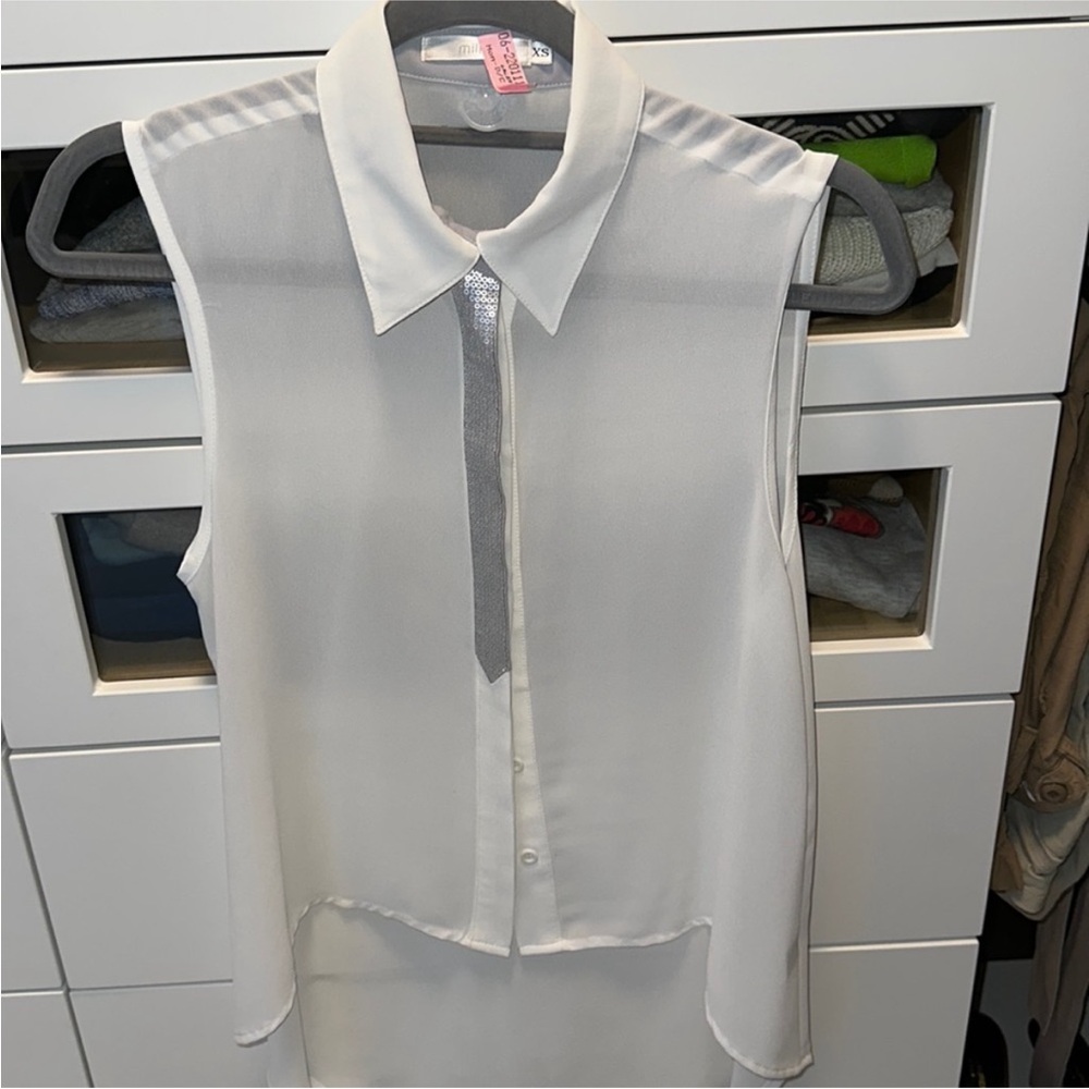 WHITE SILVER SEQUIN SLEEVELESS TOP XS
